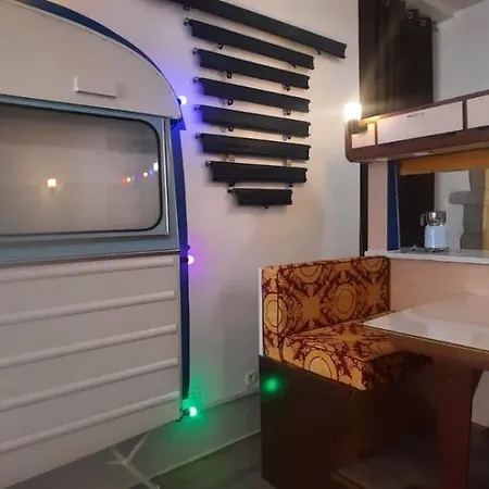 Esprit Caravane 1960 - Insolite à